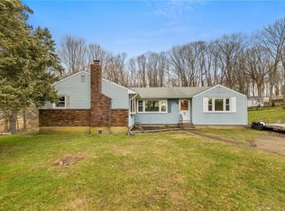 10 Miller Rd, Northford, CT 06472