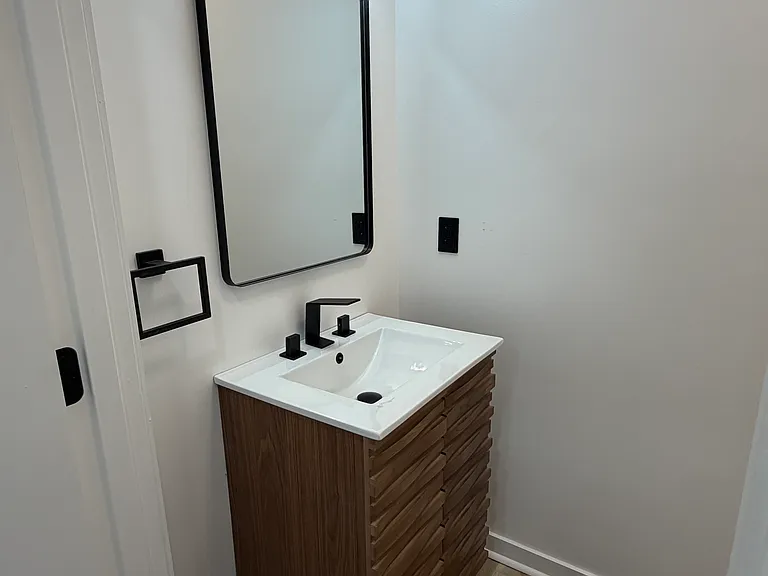 3614 N Illinois St — Photo 13