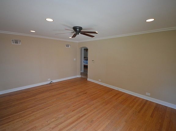 3rd image of 8206 Keeler Ave