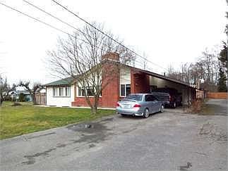 2nd image of 2025 E Viewmont Dr