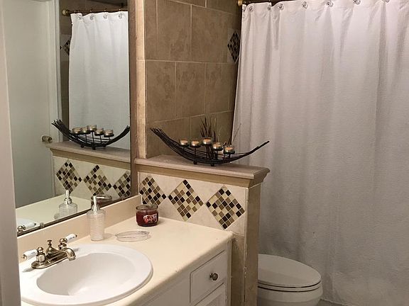 3rd image of 6201 Escondido Dr APT 19A