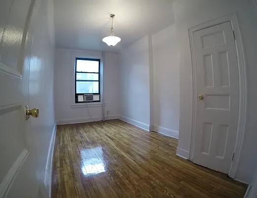 Rented by Sidney Rubell Co. | media 27