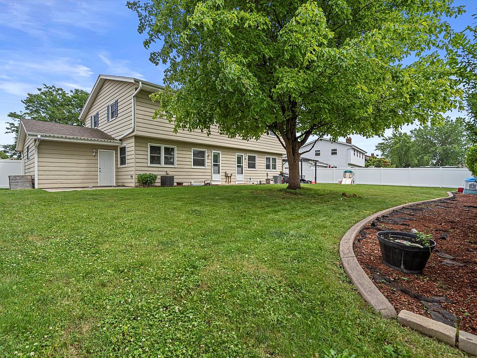 Shared Fenced in Yard