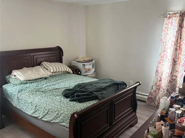 20 Quail Run, Massapequa, NY 11758