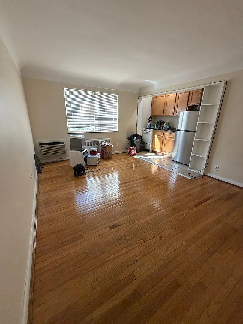 2233 Madison Road — Photo 4