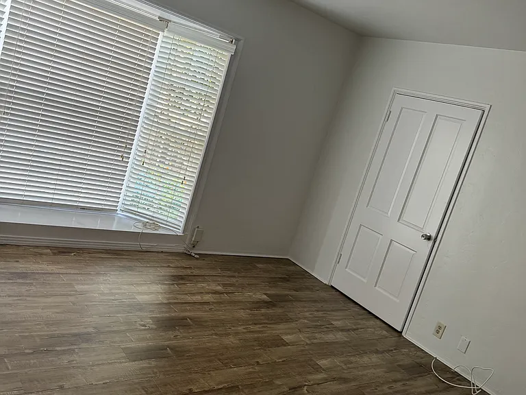1752 Chestnut Ave #1752 — Photo 13