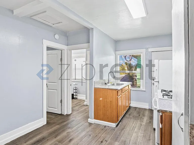5915 Avenal Ave #5915 — Photo 11