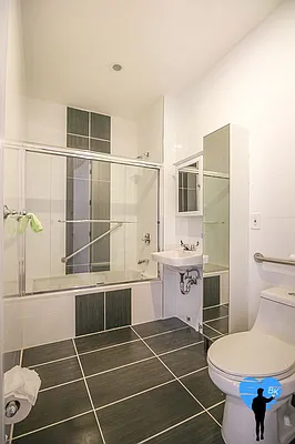 Rented by Next Door Realty NYC | media 5