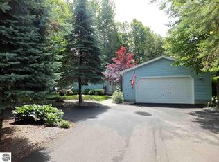 3671 Peninsular Shores Dr, Grawn, MI 49637