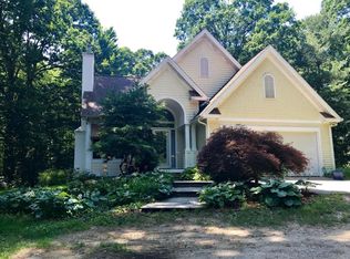 12887 Woodbriar Ln, Grand Haven, MI 49417