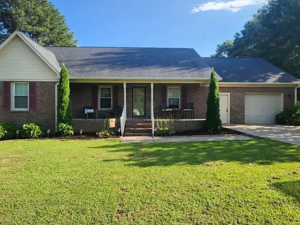 4023 Belle Orchard Dr, Fayetteville, TN 37334