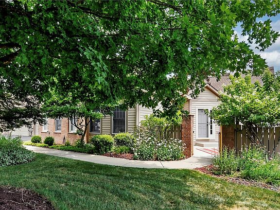 3rd image of 117 Linden Ct