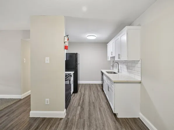 The Grove at Pinemont