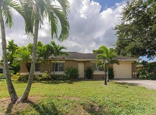 5270 21st Ave SW, Naples, FL 34116