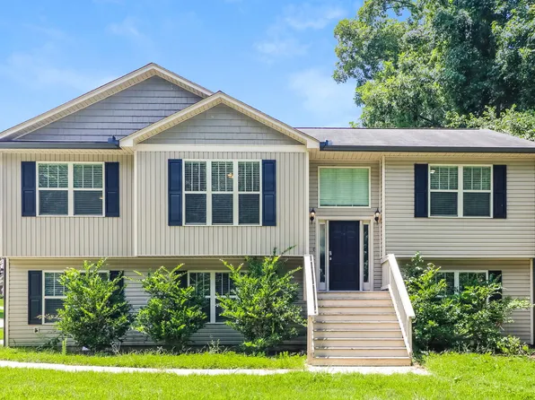 100 Comet Ct, Dallas, GA 30157