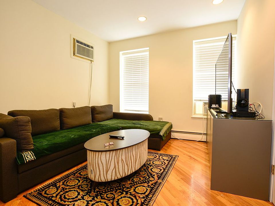 1st image of 85 2nd Ave APT 4