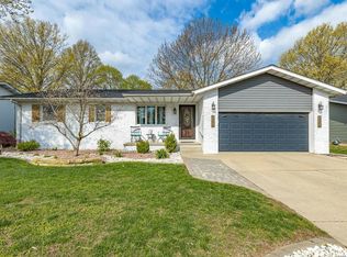 50 Sunfish Dr, Highland, IL 62249