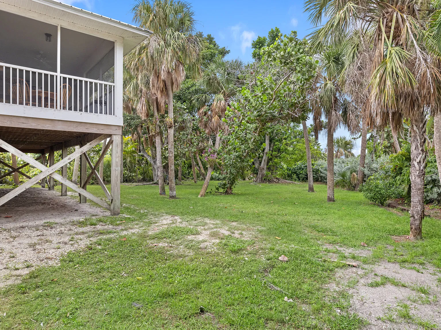 3 bed, 1726 sqft, $3,500 — Photo 2