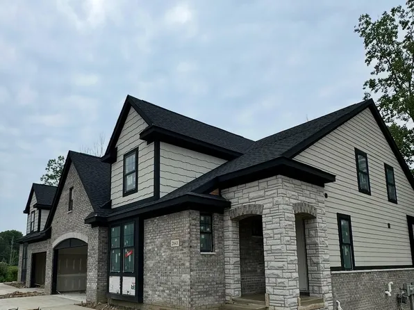 2039 Breckenridge Ct, Rochester Hills, MI 48307
