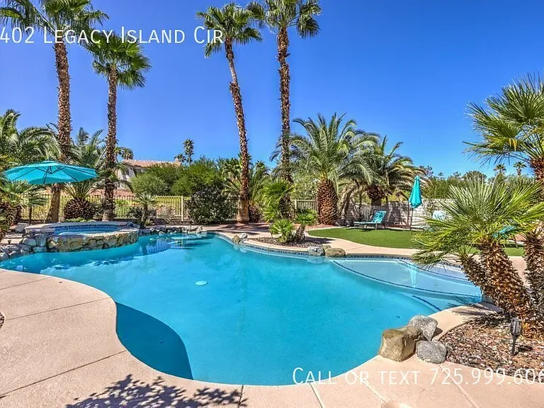 2402 Legacy Island Cir — Photo 44