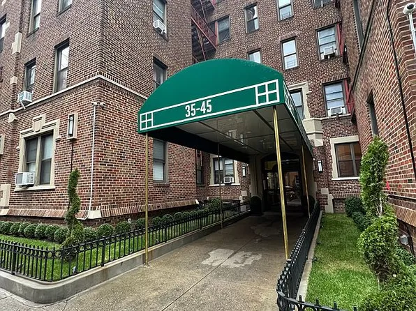 35-45 81st St #F3, Jackson Heights, NY 11372