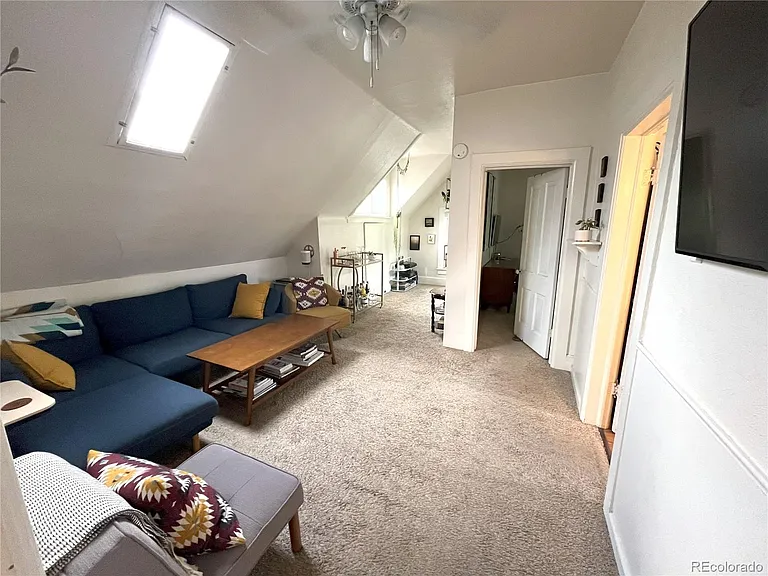 464 S Grant St #2 — Photo 7