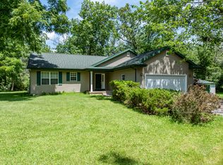 38653 N Stonegate Rd, Spring Grove, IL 60081