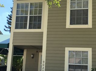 9028 Lake Place Ln, Tampa, FL 33634