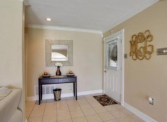 3rd image of 4826 Papania Dr