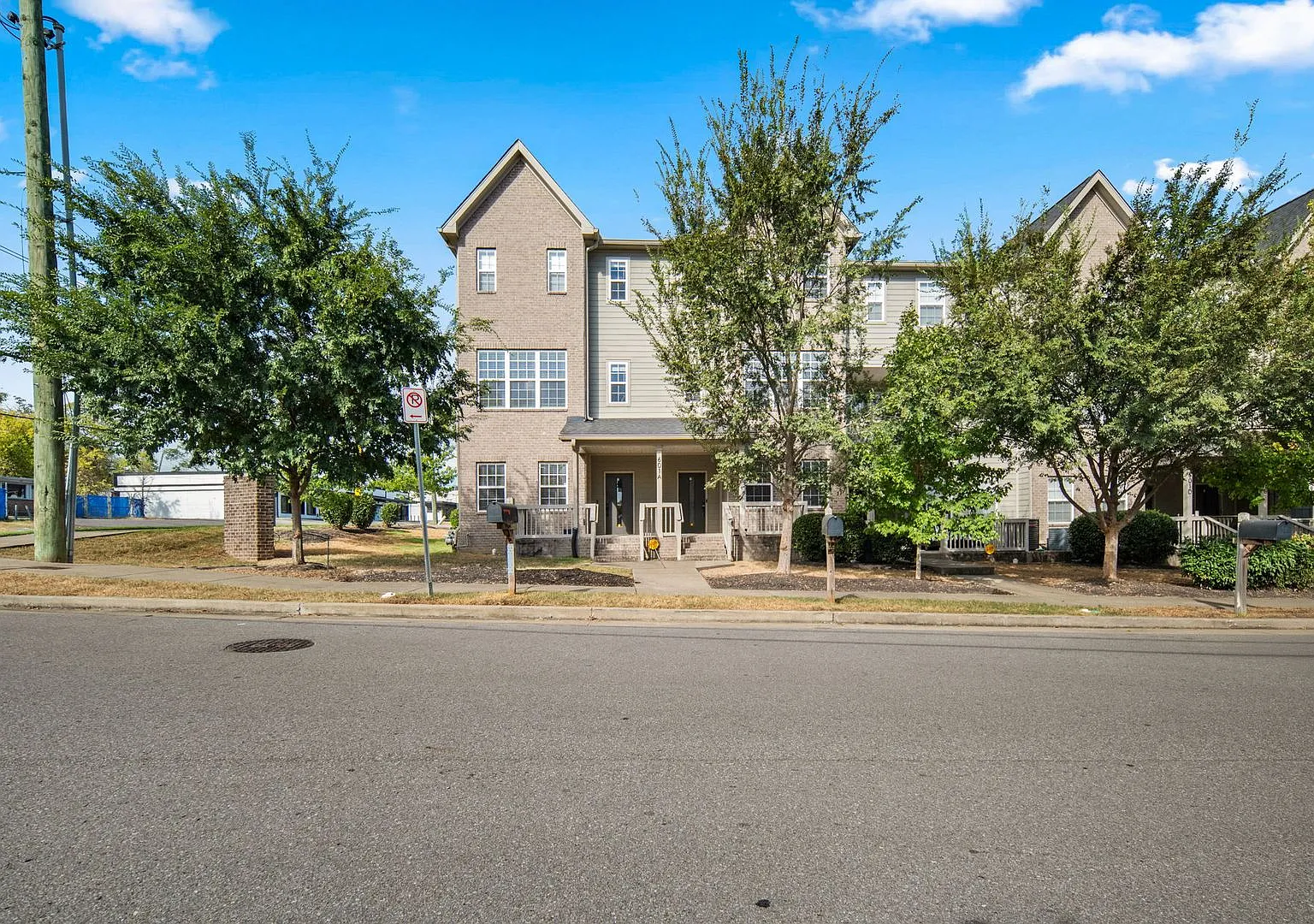 Ries Ave Unit B — Photo 1