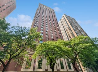 1122 N Dearborn St APT 8E, Chicago, IL 60610