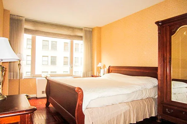 Rented by Corcoran | media 12