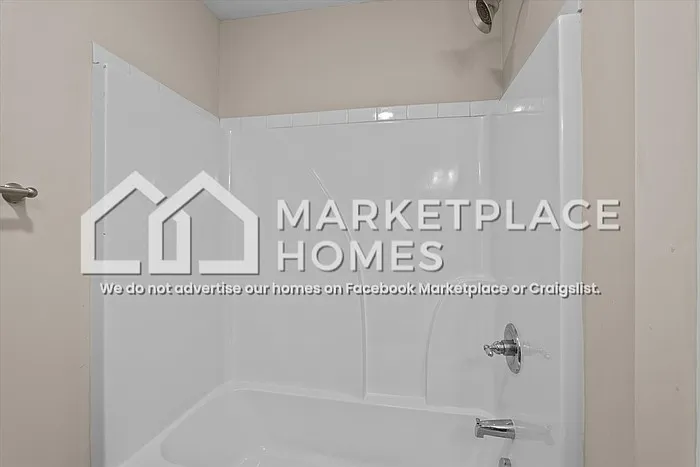 2205 Perrins Ln — Photo 17