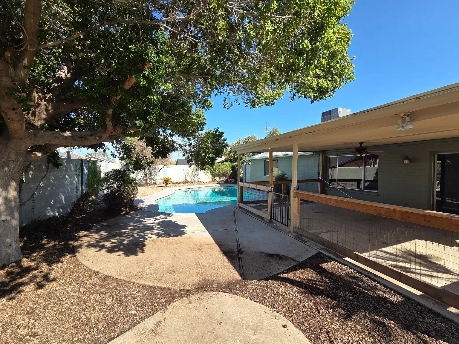 3 bed, 1800 sqft, $2,695 — Photo 2