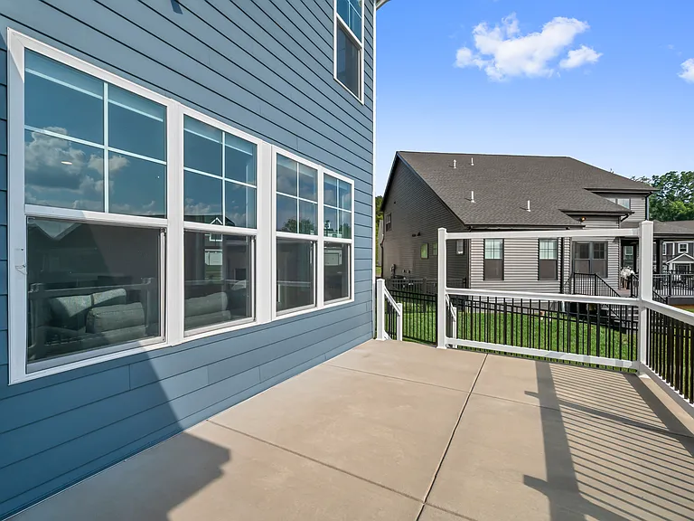 Maggie Dr — Photo 8