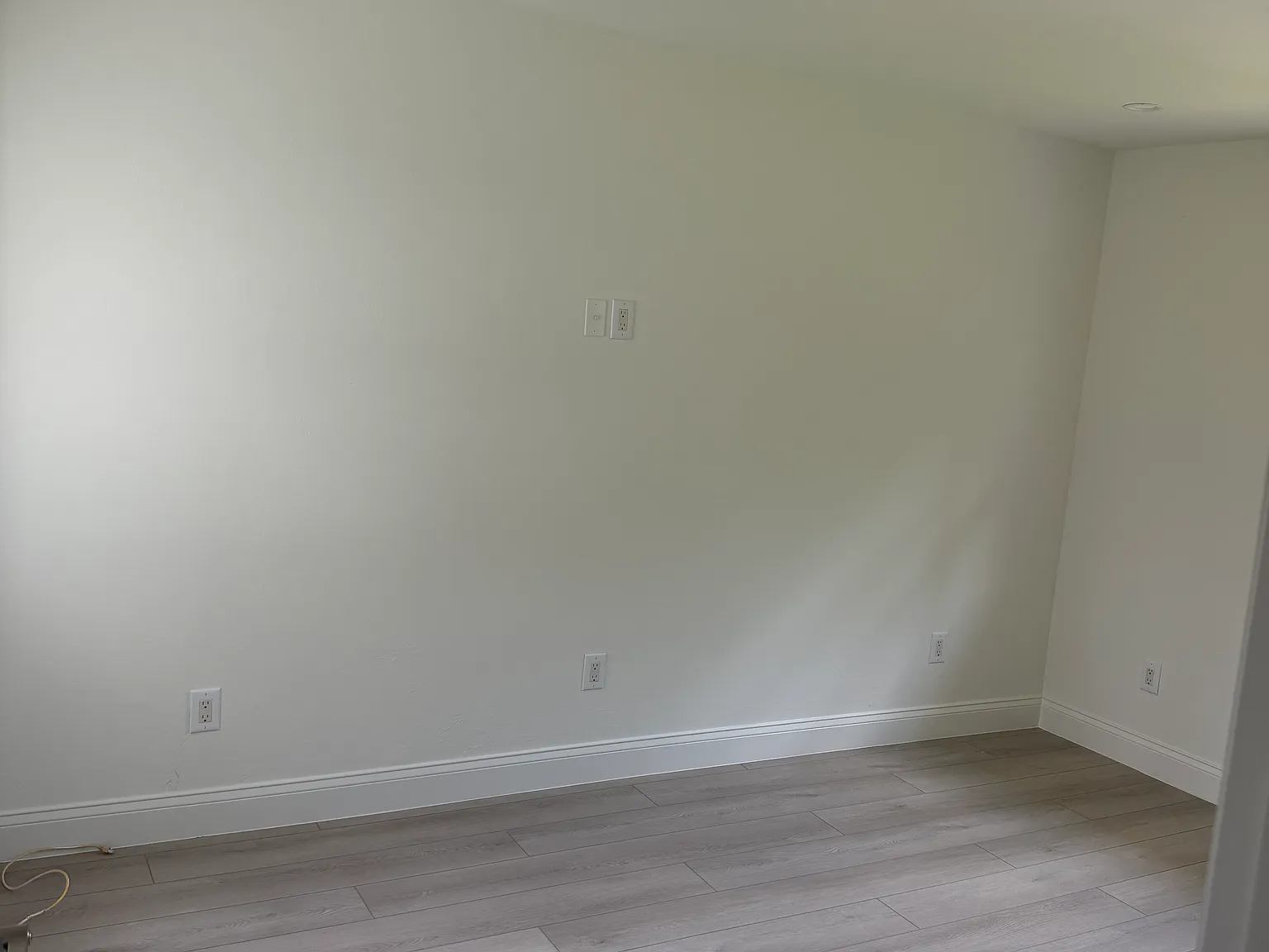 2 bed, 1110 sqft, $2,700 — Photo 3