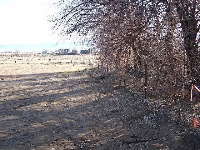 2nd image of 466120 Deshane Ln