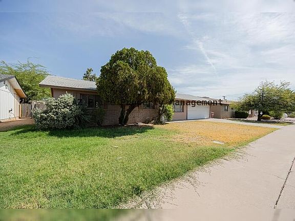 3rd image of 6732 E Wilshire Dr