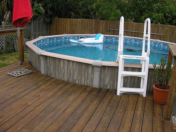 deck and pool area