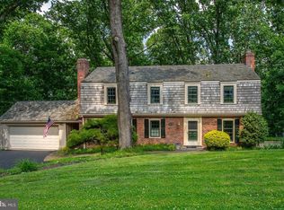 555 Tory Hill Rd, Devon, PA 19333