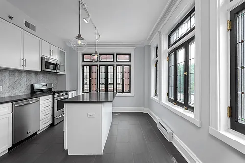 York House Photo 1