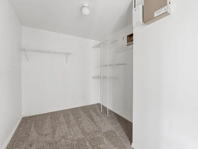 1507 Sutton St — Photo 19