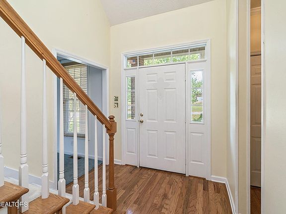 5th image of 2441 Staplehurst Ln