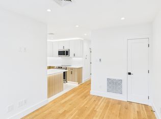 25-79 43rd St #1A, Astoria, NY 11103