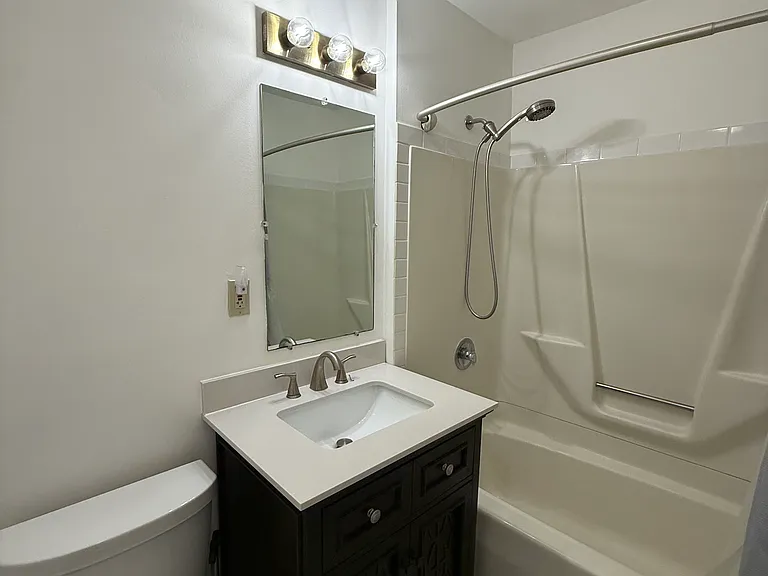 409 Madison Ave #303 — Photo 20