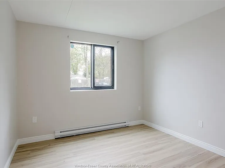3355 Sandwich St #102 — Photo 17