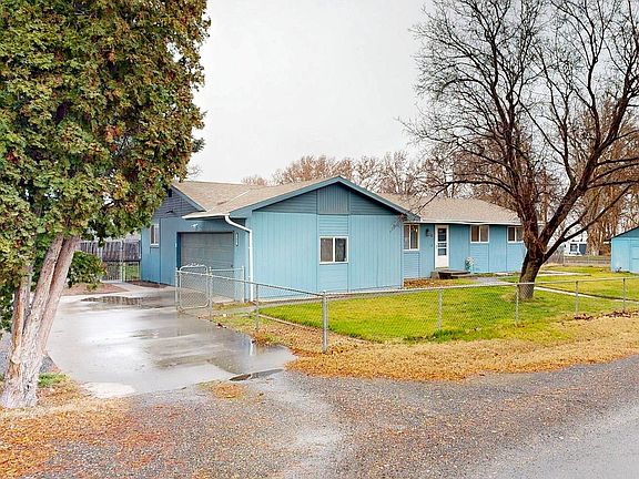 3rd image of 7208 W Arrowhead Ave
