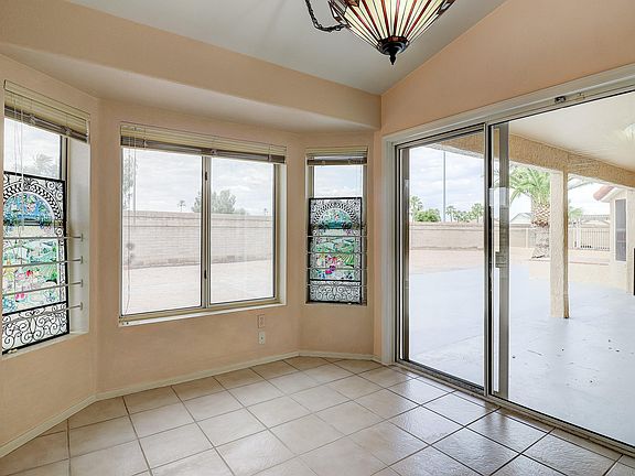 4th image of 14516 W Via Manana