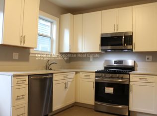 24 Belknap St #6, Somerville, MA 02144