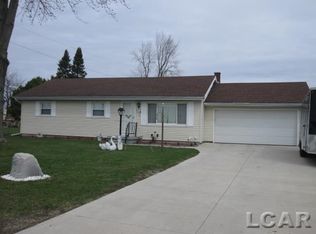 2216 E Carleton Rd, Adrian, MI 49221